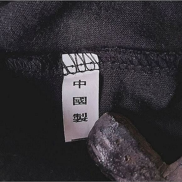 Vtg black U-neck muscle tank - Picture 7 of 9